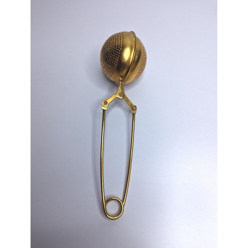 Gold Stainless Steel Tea Infuser Strainer Filter Ball Clamp Hinge Safety Desiger